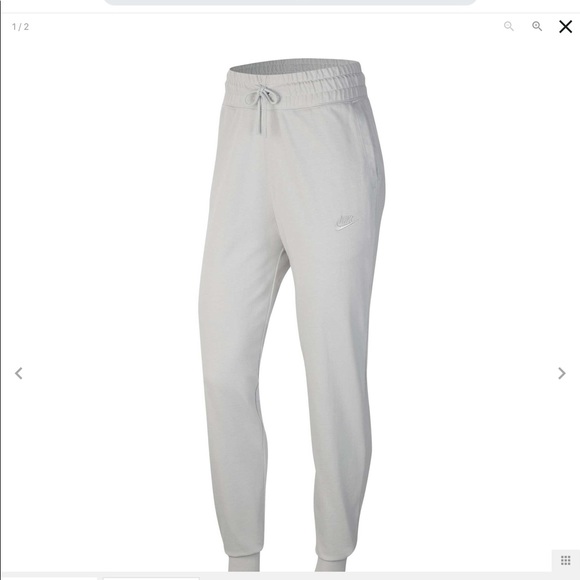 light gray nike sweatpants